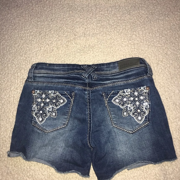 Denim - Picture 2 of 5